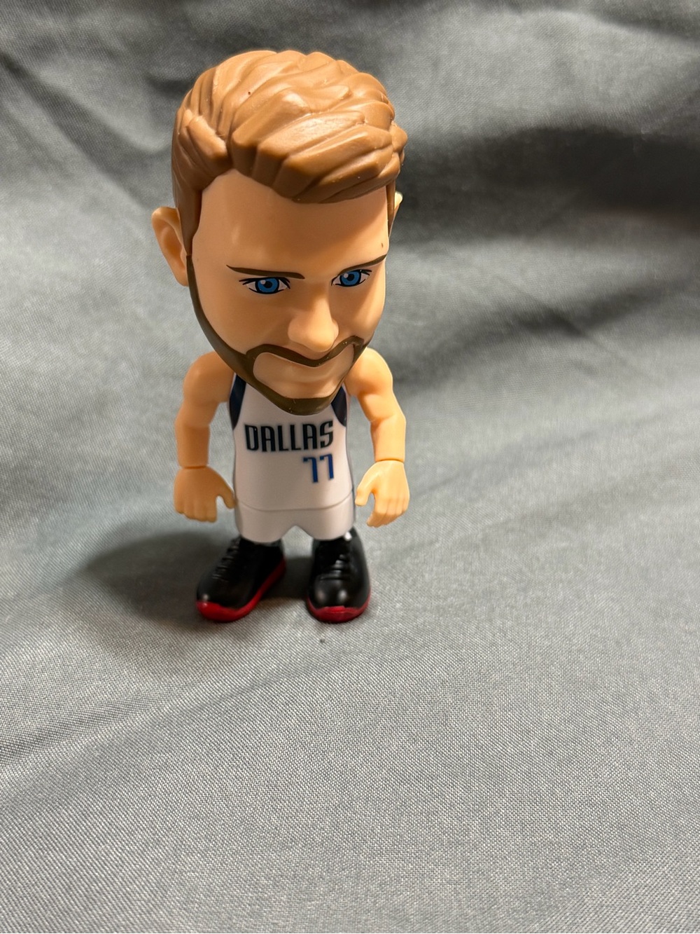 Dallas #77 Basketball Vinimate-Style Figure in White Jersey